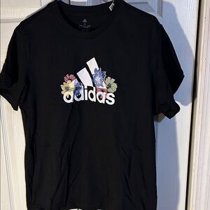 NWT Adidas women tee